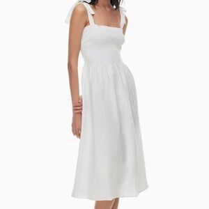 Aritzia “Golden Hour Linen Dress” – White, Size Medium